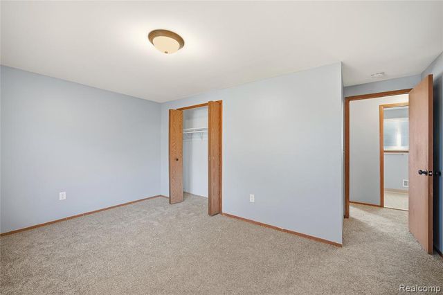 37741 Lancaster Drive, Farmington, MI 48331