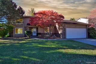 37741 Lancaster Drive, Farmington, MI 48331