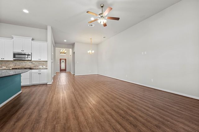 3827 Fleetwood Falls Lane, Spring, TX 77386