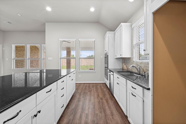 3827 Fleetwood Falls Lane, Spring, TX 77386