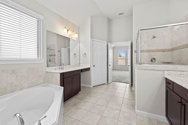3827 Fleetwood Falls Lane, Spring, TX 77386