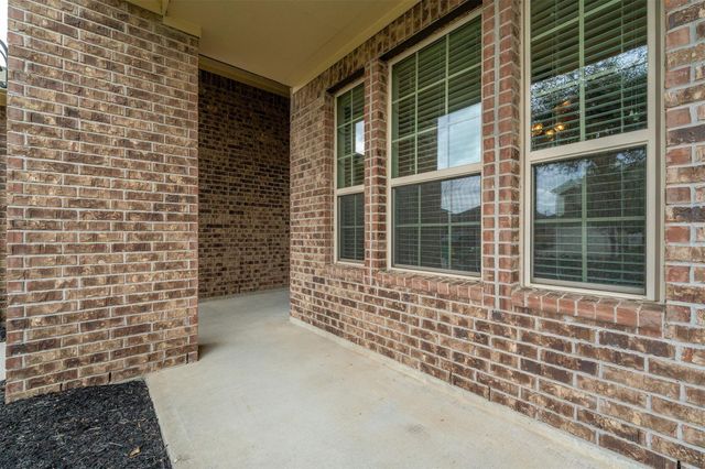 3827 Fleetwood Falls Lane, Spring, TX 77386