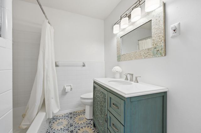 83 Comares Ave 7A, St Augustine, FL 32080