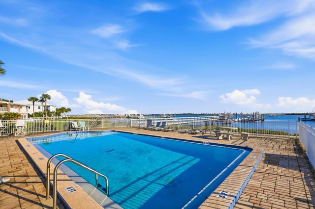 83 Comares Ave 7A, St Augustine, FL 32080