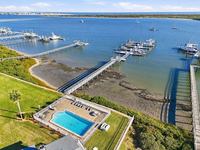 83 Comares Ave 7A, St Augustine, FL 32080