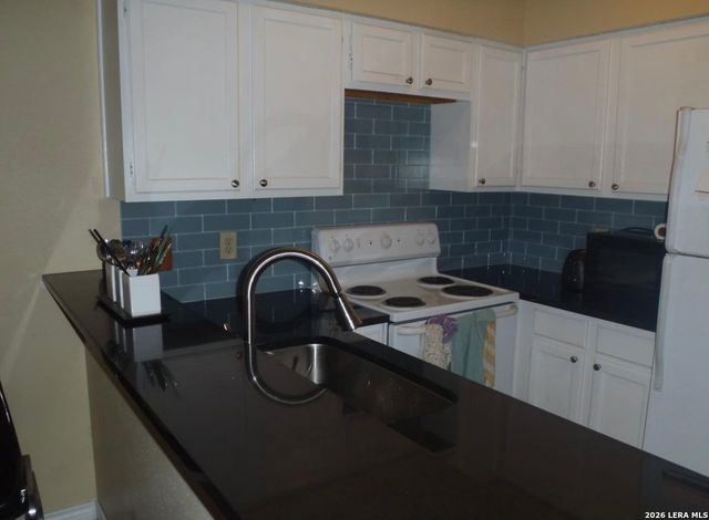 1915 Crossgate Park, San Antonio, TX 78247