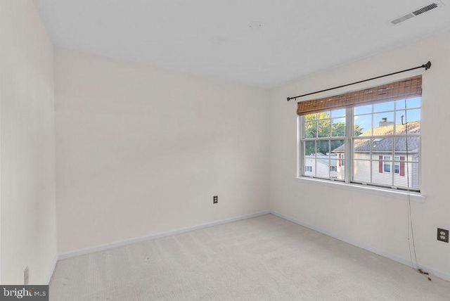 10004 GEORGIAN WOODS CT, Burke, VA 22015