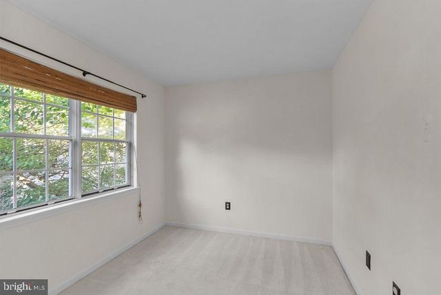 10004 GEORGIAN WOODS CT, Burke, VA 22015