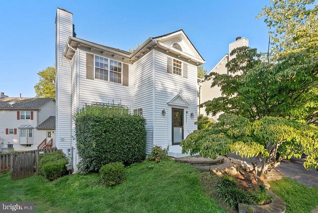 10004 GEORGIAN WOODS CT, Burke, VA 22015