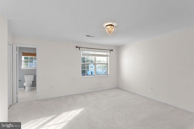 10004 GEORGIAN WOODS CT, Burke, VA 22015