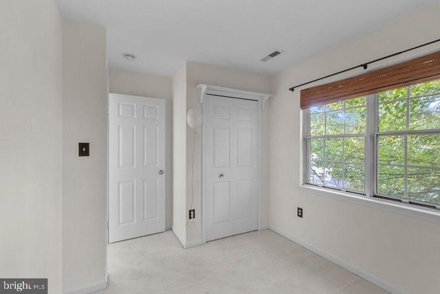 10004 GEORGIAN WOODS CT, Burke, VA 22015