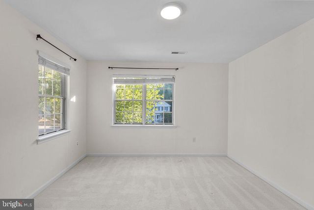 10004 GEORGIAN WOODS CT, Burke, VA 22015