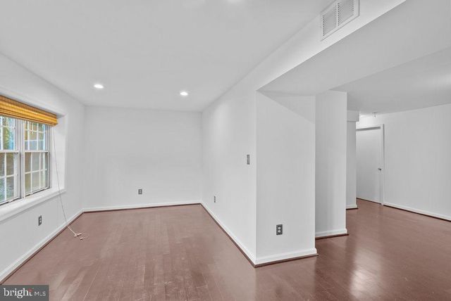 10004 GEORGIAN WOODS CT, Burke, VA 22015