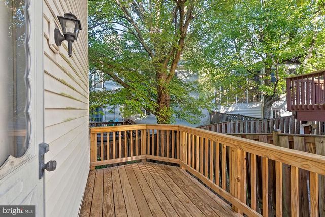 10004 GEORGIAN WOODS CT, Burke, VA 22015