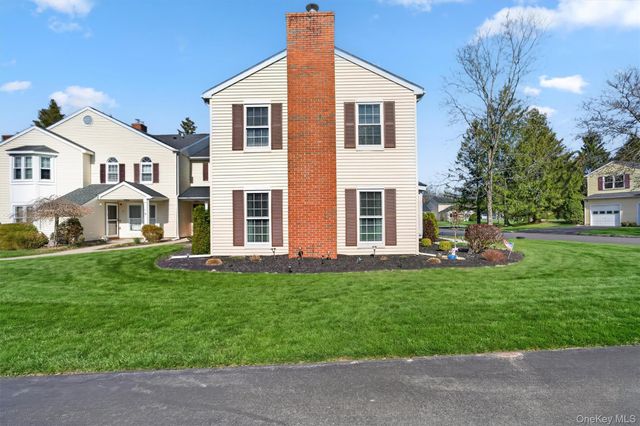 49 Candlestick Court, Warwick, NY 10990
