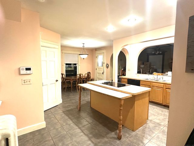 24 Maynard Avenue, Waterbury, CT 06708