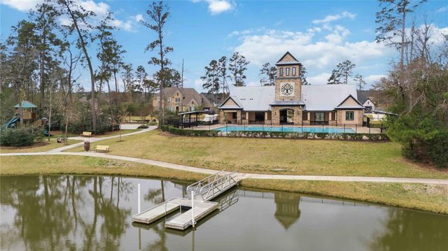 1301 Knollbridge Point Lane, Pinehurst, TX 77362