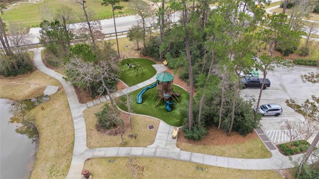 1301 Knollbridge Point Lane, Pinehurst, TX 77362