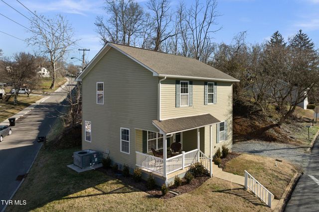 205 Spring Street, Jonesborough, TN 37659