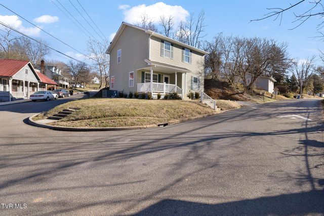 205 Spring Street, Jonesborough, TN 37659