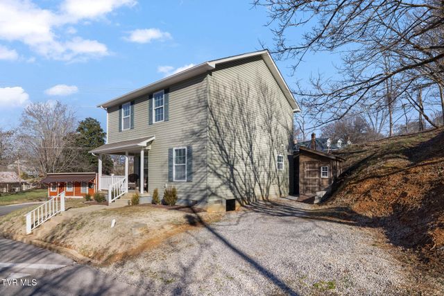 205 Spring Street, Jonesborough, TN 37659