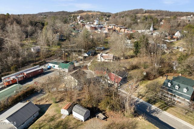 205 Spring Street, Jonesborough, TN 37659