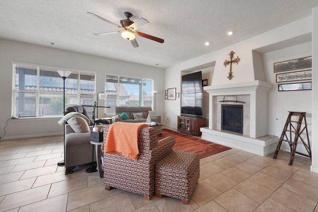 3812 Tierra Vista Place NE, Rio Rancho, NM 87124