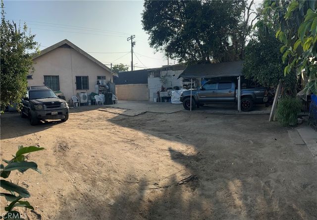 731 W 54th, Los Angeles, CA 90037