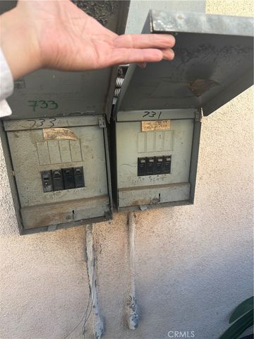 731 W 54th, Los Angeles, CA 90037