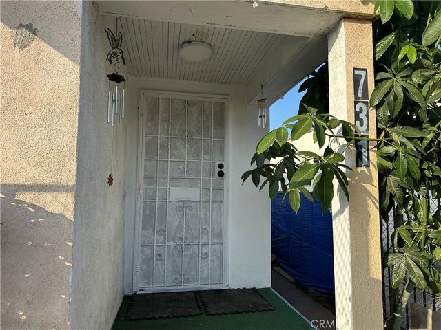 731 W 54th, Los Angeles, CA 90037