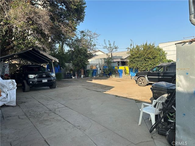 731 W 54th, Los Angeles, CA 90037