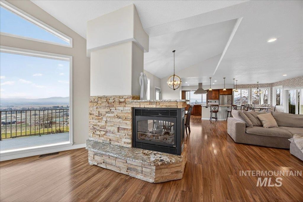 3640 Bishop Road, Emmett, ID 83617 photo 3