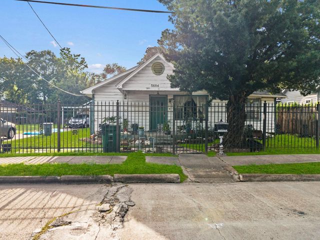 5604 Elysian Street, Houston, TX 77009