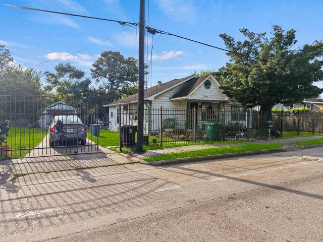 5604 Elysian Street, Houston, TX 77009