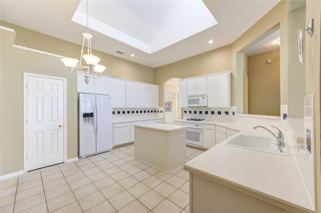 1118 Compass Cove Circle, Spring, TX 77379