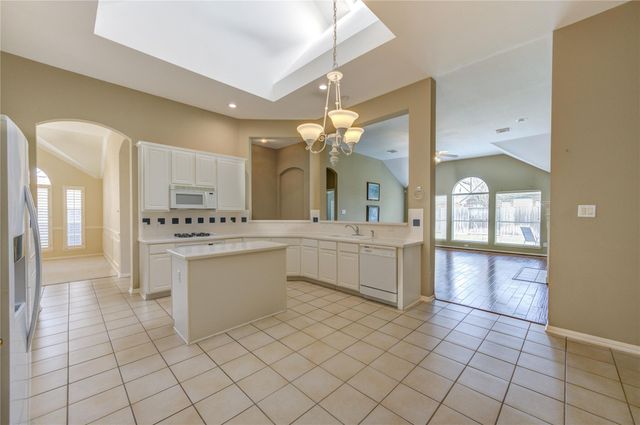 1118 Compass Cove Circle, Spring, TX 77379