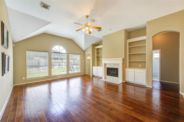 1118 Compass Cove Circle, Spring, TX 77379