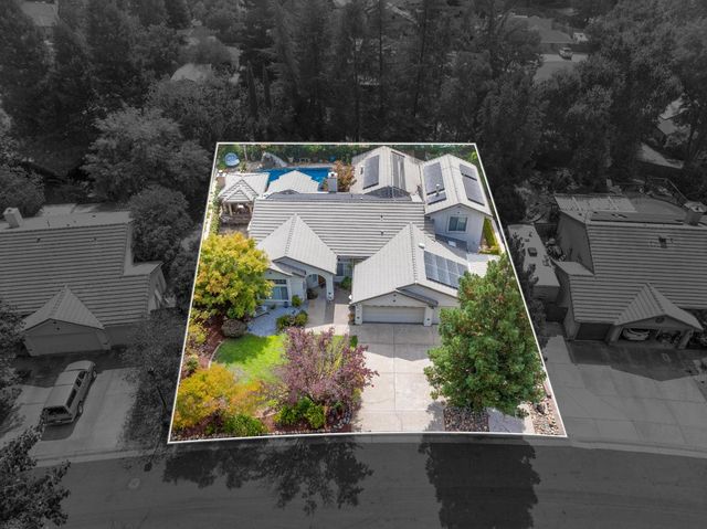 3810 Bilbao Ct, Cameron Park, CA 95682