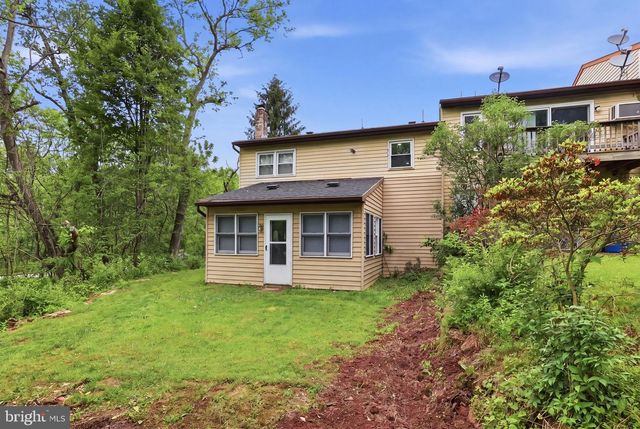 350 JUNIPER DR, Etters, PA 17319
