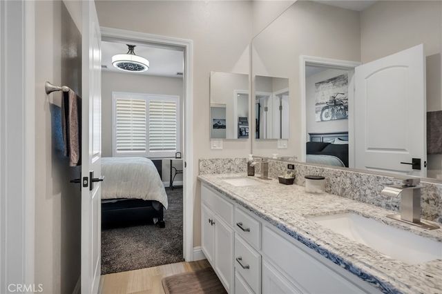 6694 Paw Paw, Hesperia, CA 92345