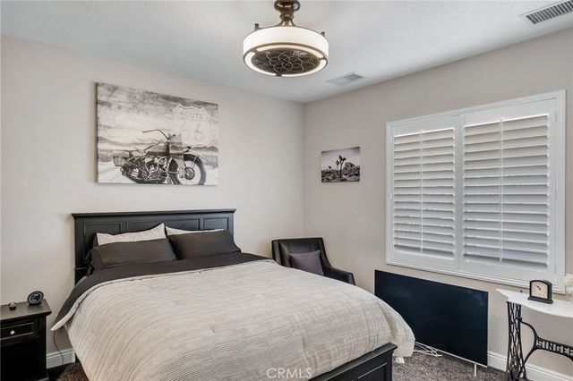 6694 Paw Paw, Hesperia, CA 92345