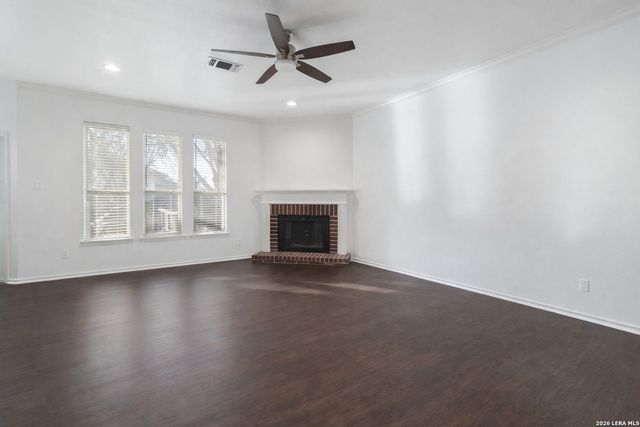 21627 Iron Ridge Ct, San Antonio, TX 78258