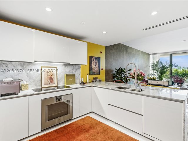 10203 Collins Ave 304, Bal Harbour, FL 33154