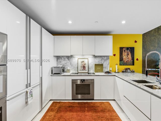 10203 Collins Ave 304, Bal Harbour, FL 33154