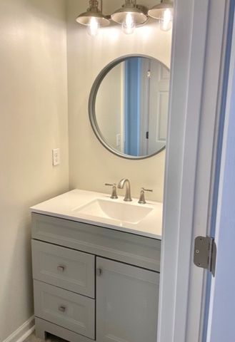 1101 Downs Blvd Apt D102, Franklin, TN 37064