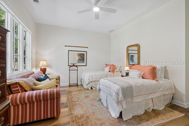 7 Middleton Gardens Pl, Bluffton, SC 29910