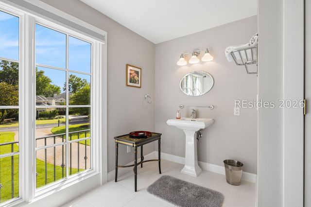 7 Middleton Gardens Pl, Bluffton, SC 29910