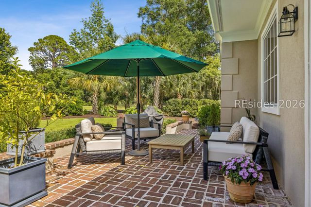 7 Middleton Gardens Pl, Bluffton, SC 29910