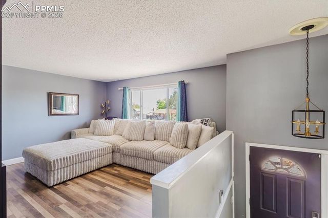 11 MacGregor Road, Pueblo, CO 81001