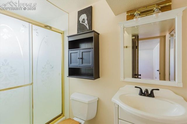 11 MacGregor Road, Pueblo, CO 81001